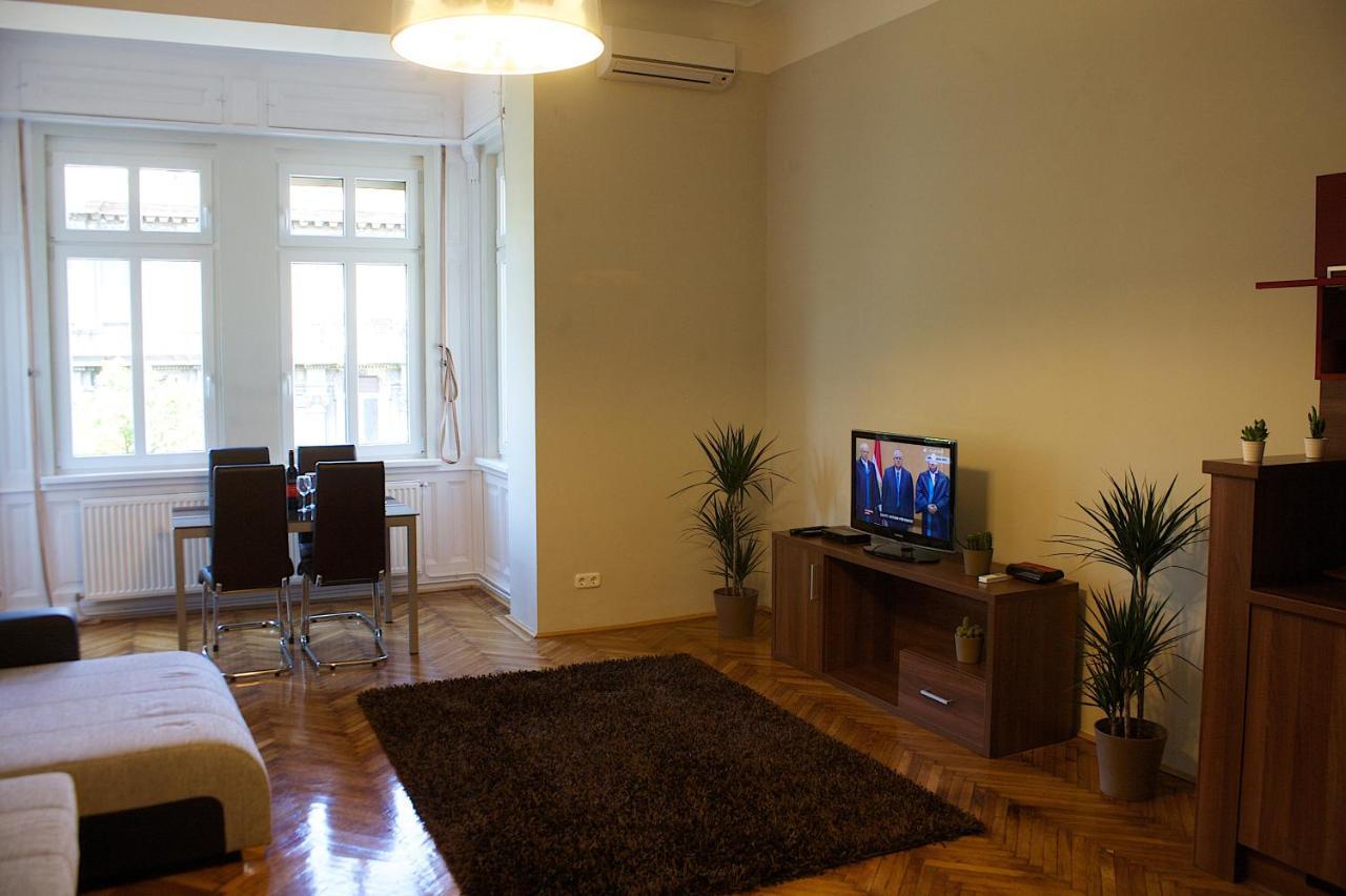 Five Season'S Apartment Budapest Habitación foto